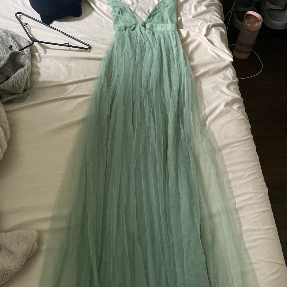 Windsor Green Spaghetti Strap Sleeveless Maxi Gown
